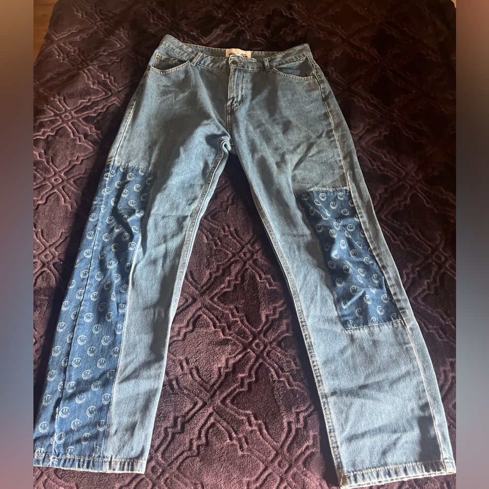 Smiley denim jeans